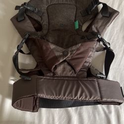Infantino Baby carrier