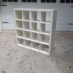 Shelf - Modern And Simple Design 59x59x16 Inches