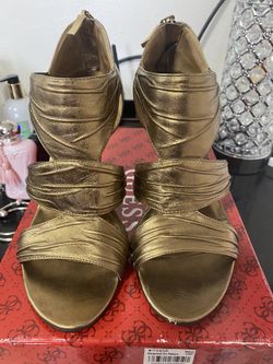 GUESS SHOES 7.5