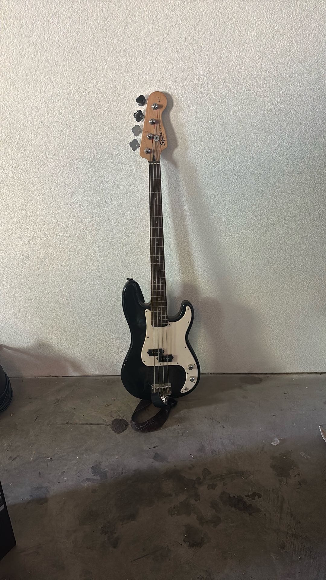 Fender Bass