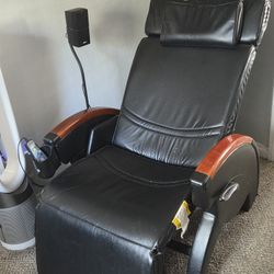 RECLINER MASSAGE CHAIR with CUP HOLDER 