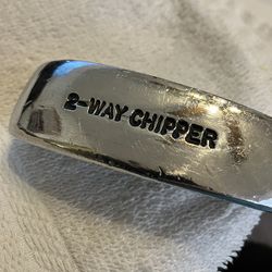 Golf club chipper right or left