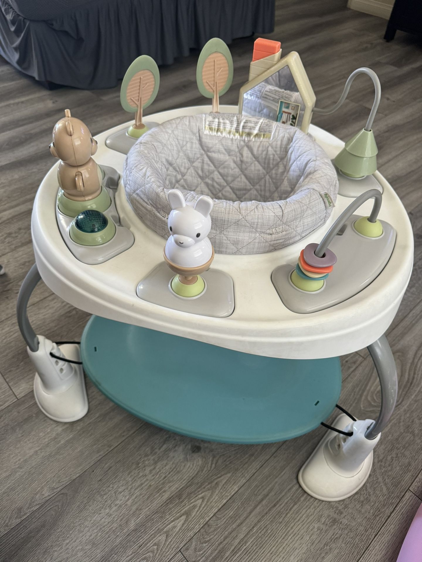 Ingenuity baby Activity center
