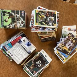 Football & Baseball Cards Lot 200+