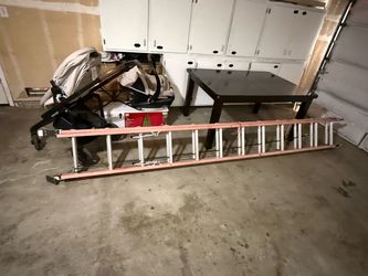 24 Foot Extender Ladder- 6 Foot Wooden Table