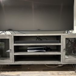 TV Stand / Media Console
