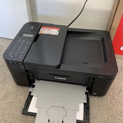 🔥 Clearance Sale! Bed, Living Room Set & Appliances – $600 Only 🔥