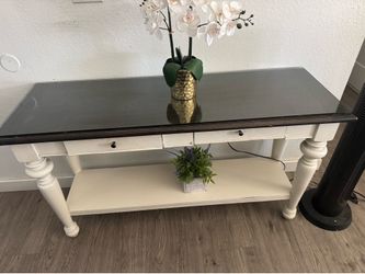 Farmhouse style Set of 3 tables