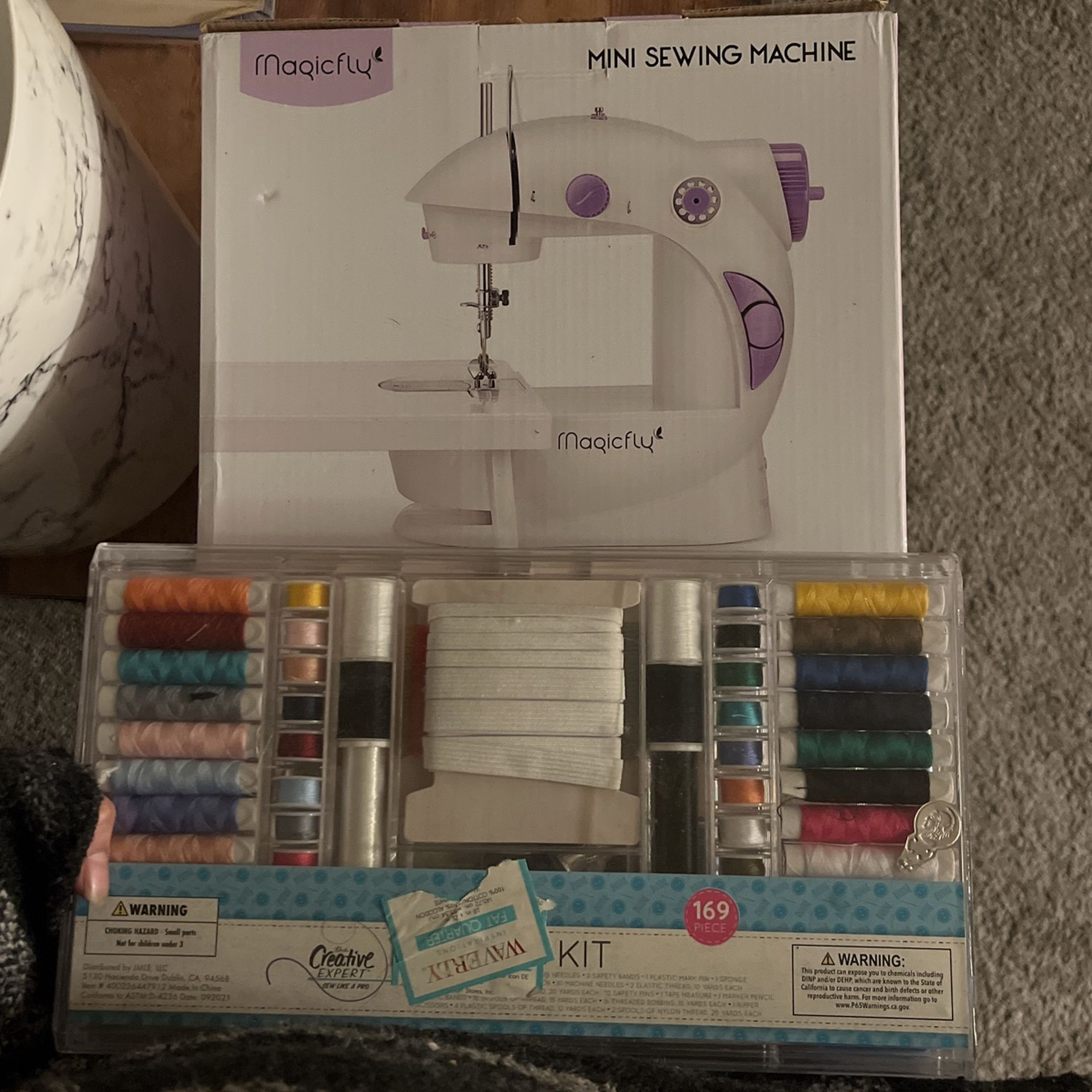 Mini Sewing Machine