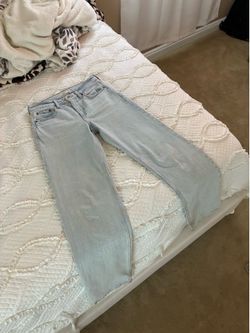 Abercrombie baggy low rise light wash jeans