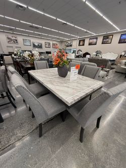 7 PC DINING TABLE