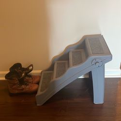 Plastic Pet Stairs For $20