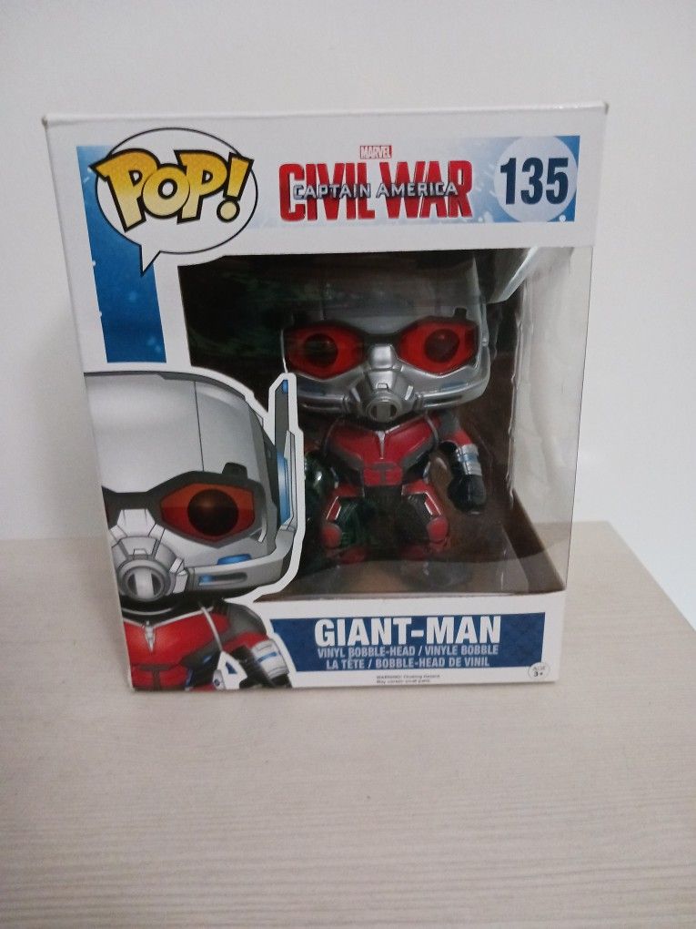 FUNKO Pop Marvel Civil War Captain America Giant-Man #135 6” Vinyl Figure