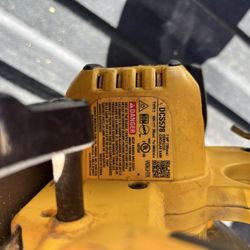 DEWALT FLEXVOLT 60V MAX* Circular Saw with Brake