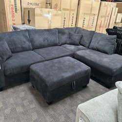 Black Comfy Sectional With Storage Ottoman 