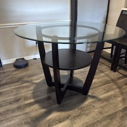 ROUND TALL GLASS DINING TABLE