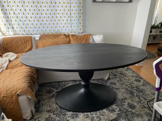 Pottery Barn Oval Dining Table