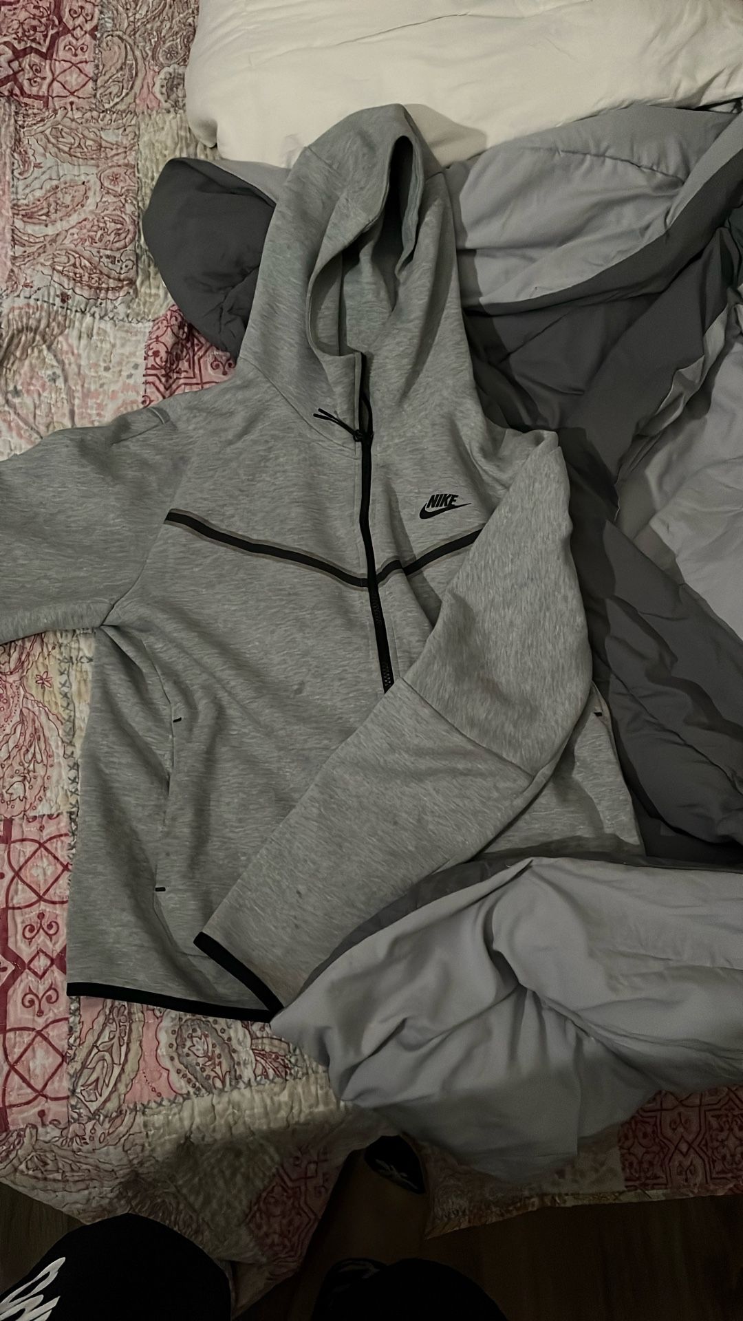 Large Nike Tech