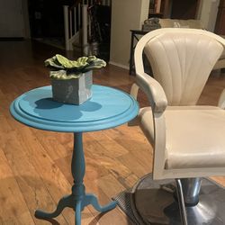 Table Accent Turquoise Blue 