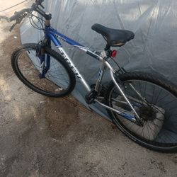 Treck 26in Mountain Bike 