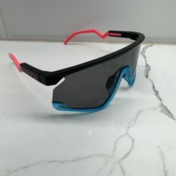 BXTR Oakley Sunglasses