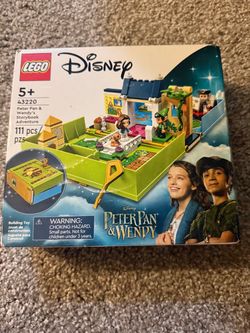 LEGO Disney 43220 Peter Pan & Wendy’s Storybook Adventure