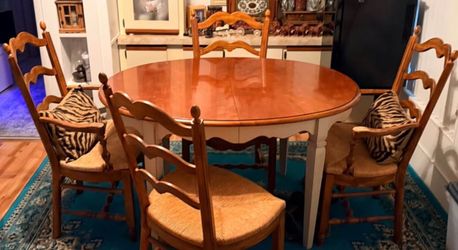 Dining room table