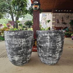 XL Rustic Black Clay Pots, Planters, Plants. Pottery, Talavera $150 cada una
