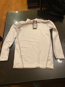 Men’s Under Armour size M