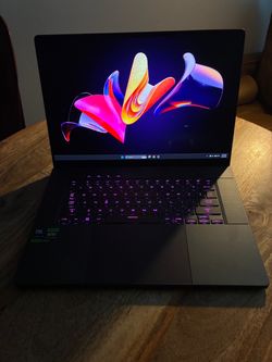 Asus Zephyrus G16 2024 - READ DESC.