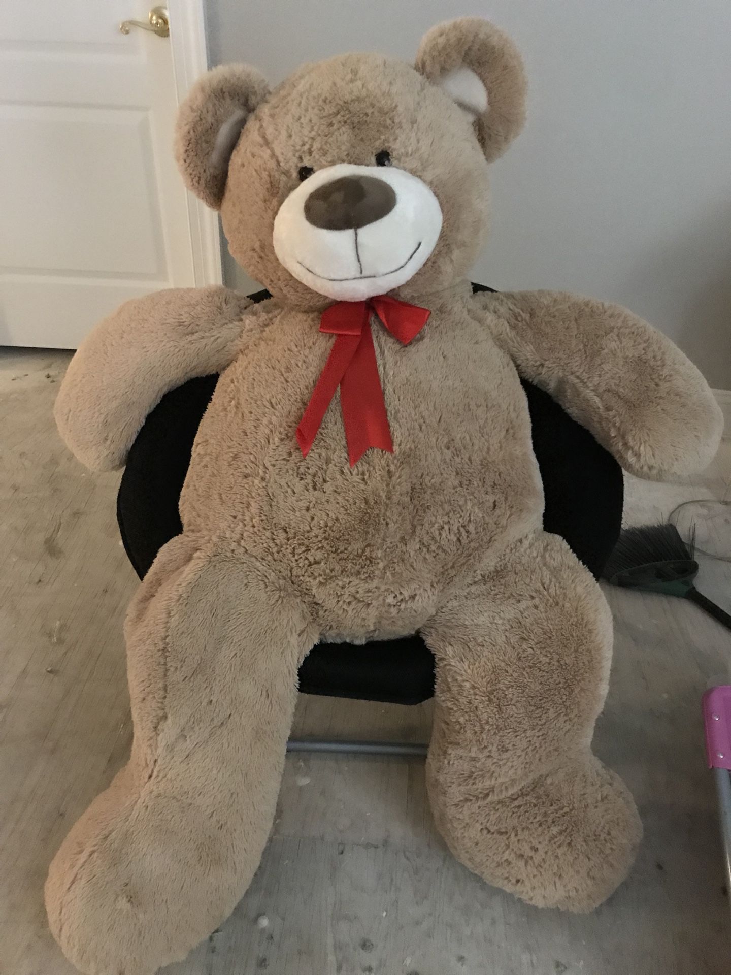 Extra large stuffed animal bear