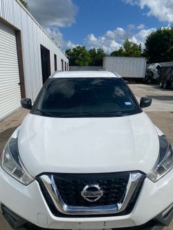 2019 Nissan kicks
