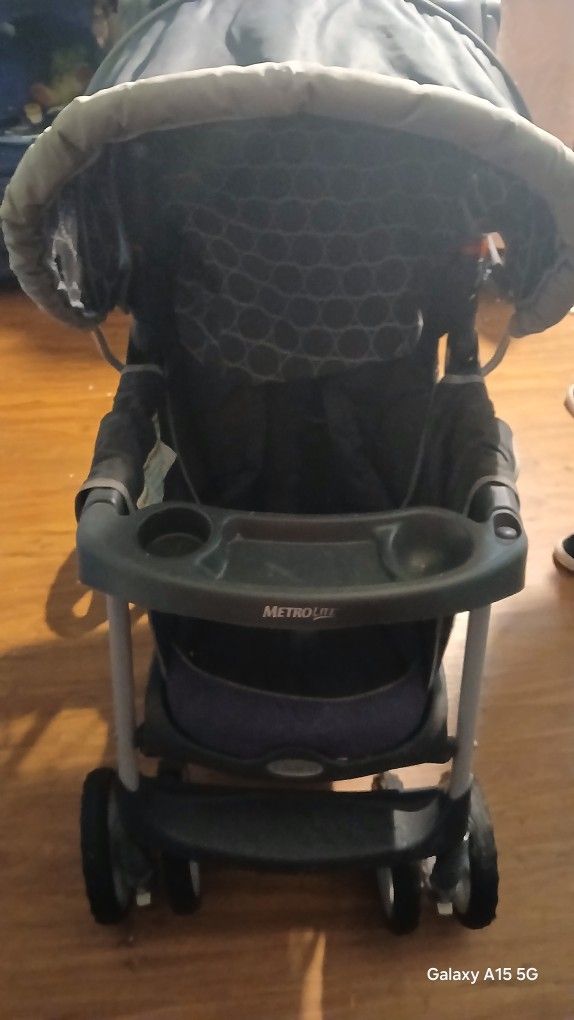 Stroller 