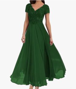 Emerald Green Sequins and Lace Bodice Maxi Dress with Short Sleeves