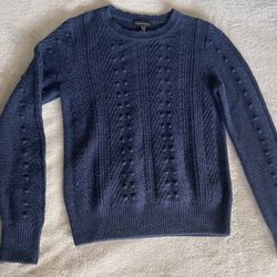 Banana Republic Blue sweater size medium
