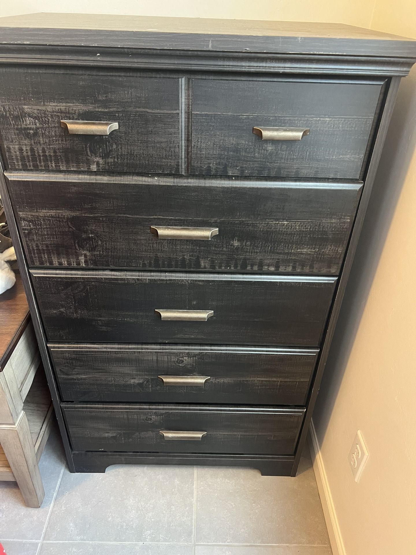 Dresser
