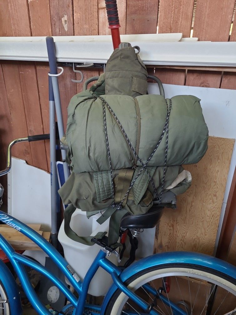 Came Back Pack Sleeping Bag And Ex