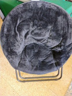 Folding soucer chair pickup only cash