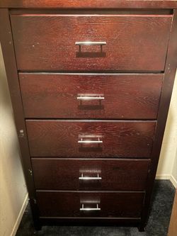 Chest (Dresser)