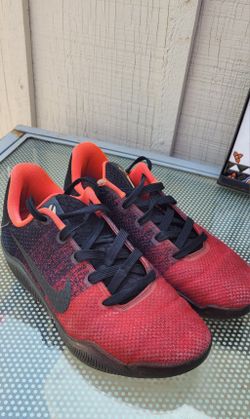 Kobe Shoes Nike Size 6y