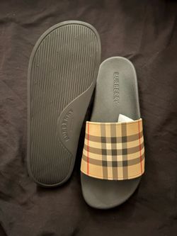 Burberry slides