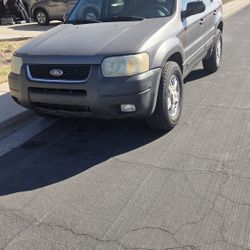 2004 Ford Escape