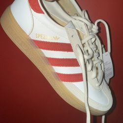 Women’s adidas Shoes 