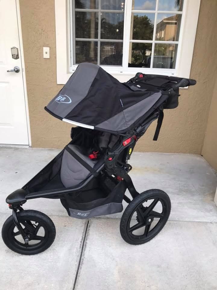 BOB Revolution Flex 3.0 Jogging Stroller.