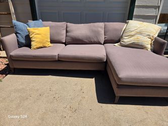 🚚 FREE DELIVERY 🚚 Almost New Gray Sectional Couch