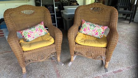 Wicker rocking chairs, large