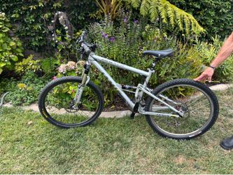 Jamis Dakar XCR mountain bike