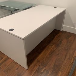 Desk White 3x6’ 
