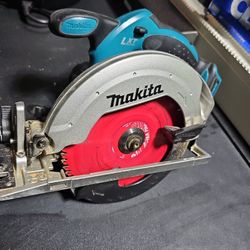 Makita 18V LXT Circular Saw (XSS02) – Great Condition