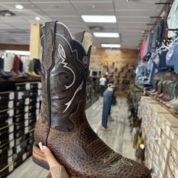 final sale boot 